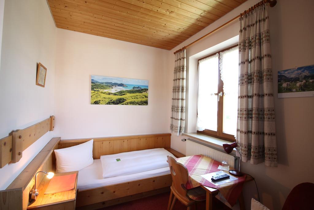 Hechendorf am Pilsensee Landgasthof Pilsenhof Entenbraterei מראה חיצוני תמונה
