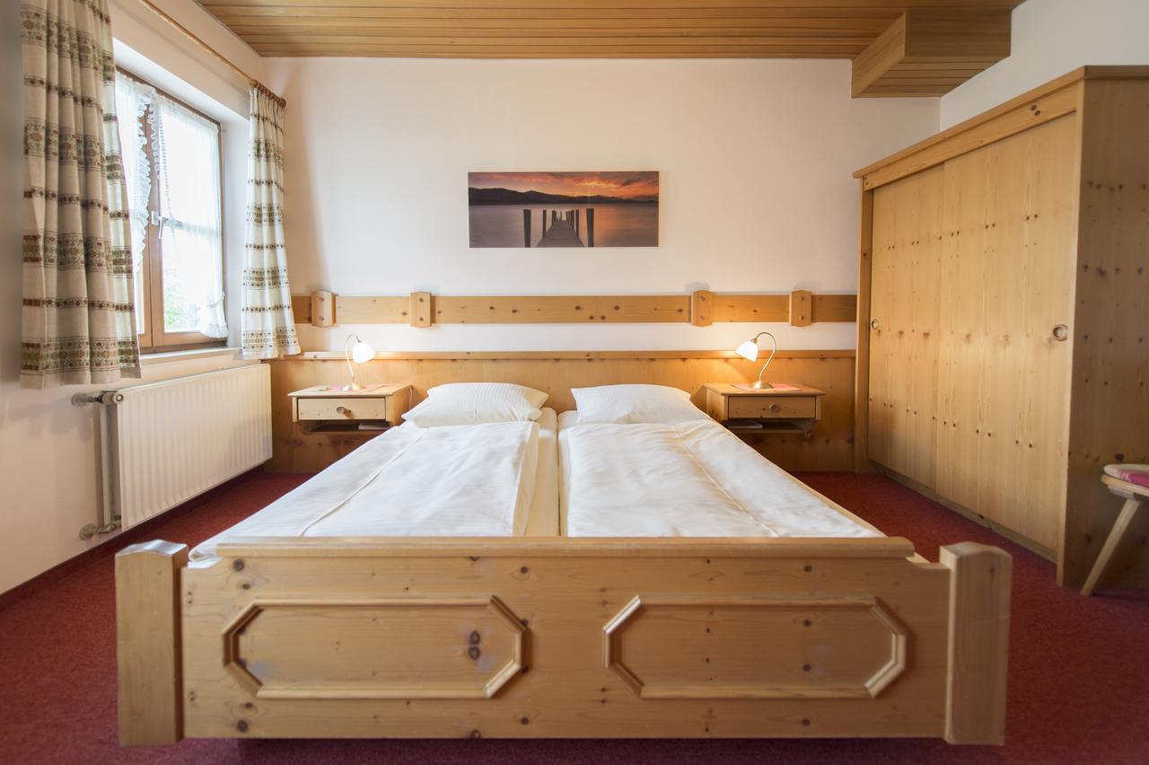 Hechendorf am Pilsensee Landgasthof Pilsenhof Entenbraterei מראה חיצוני תמונה